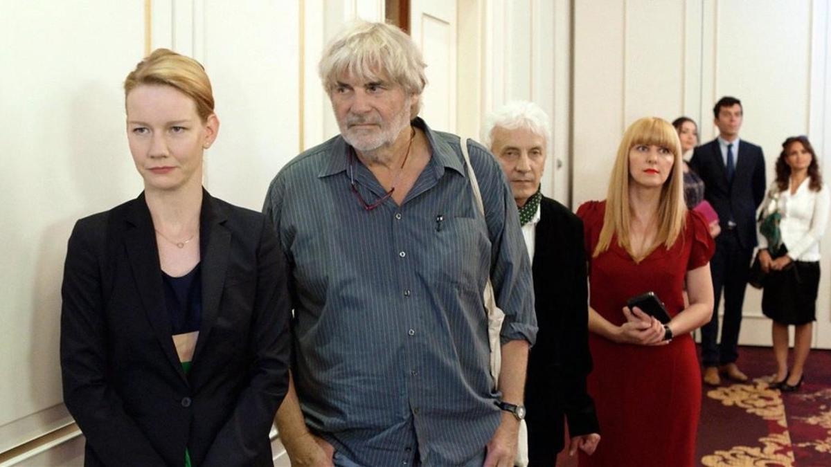 zentauroepp36850793 onbarcelona pelicula toni erdmann170120133830