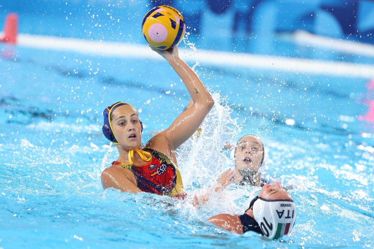 La selección femenina de waterpolo se mide a Canadá en los cuartos de final.
