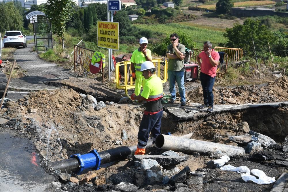 Rotura de una tubería en A Zapateira