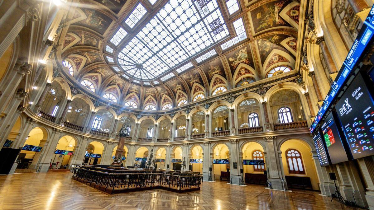 RESULTADOS BOLSA ESPAÑOLA | El Ibex 35 abre con un ligero descenso y se sitúa en los 19.834 puntos, tras las amenazas de Trump a Irán