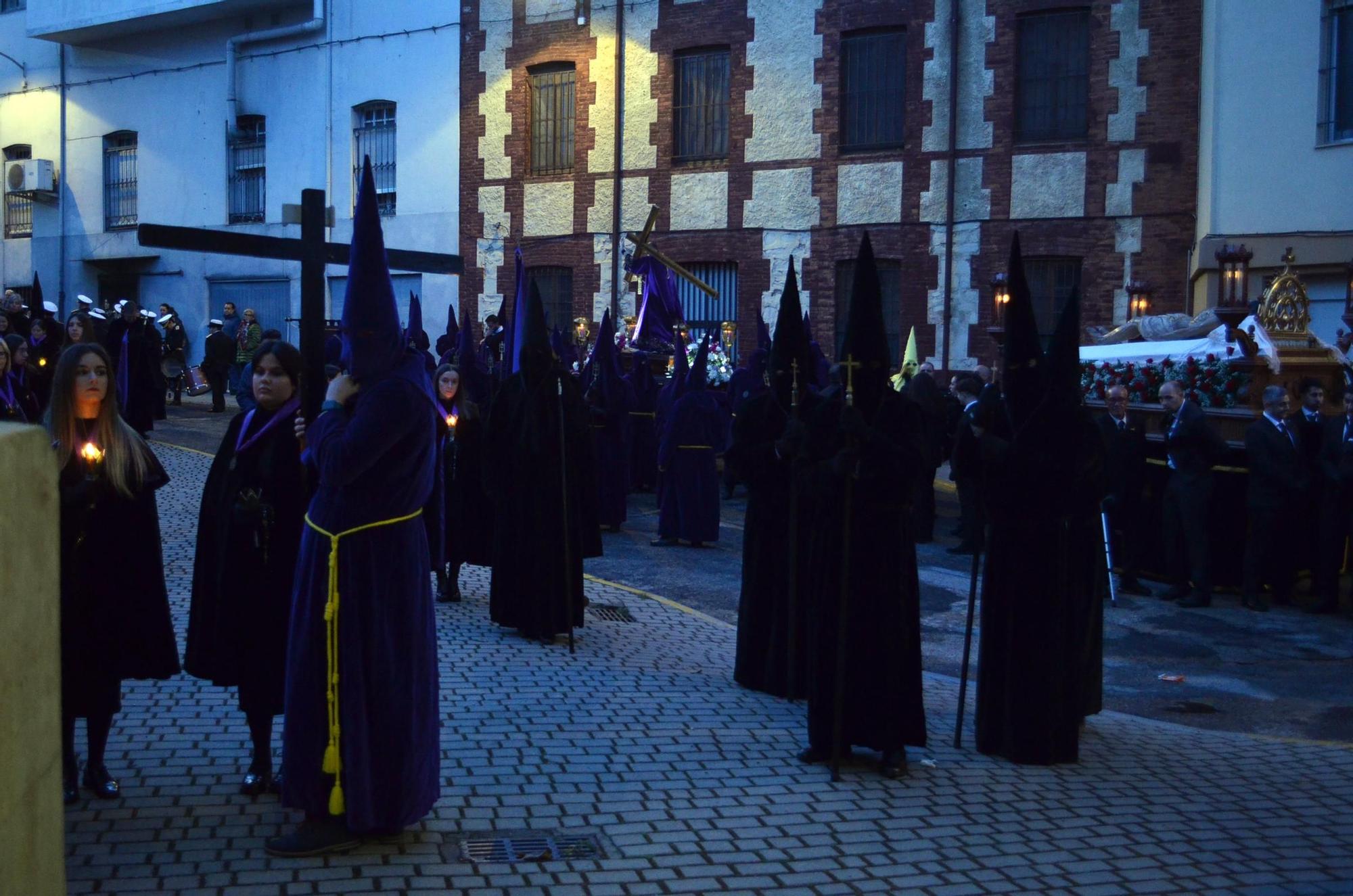 GALERÍA | Solemne Procesión de las Tinieblas, en Benavente