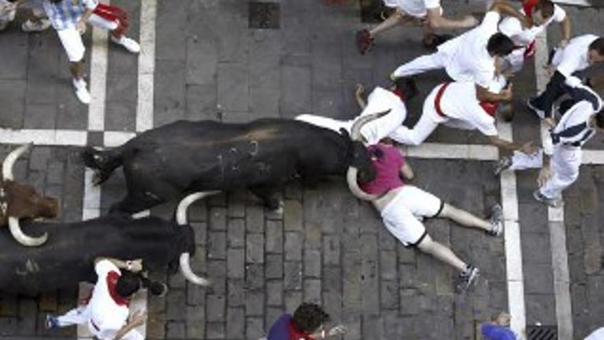 Accidentado tercer encierro de San Fermín