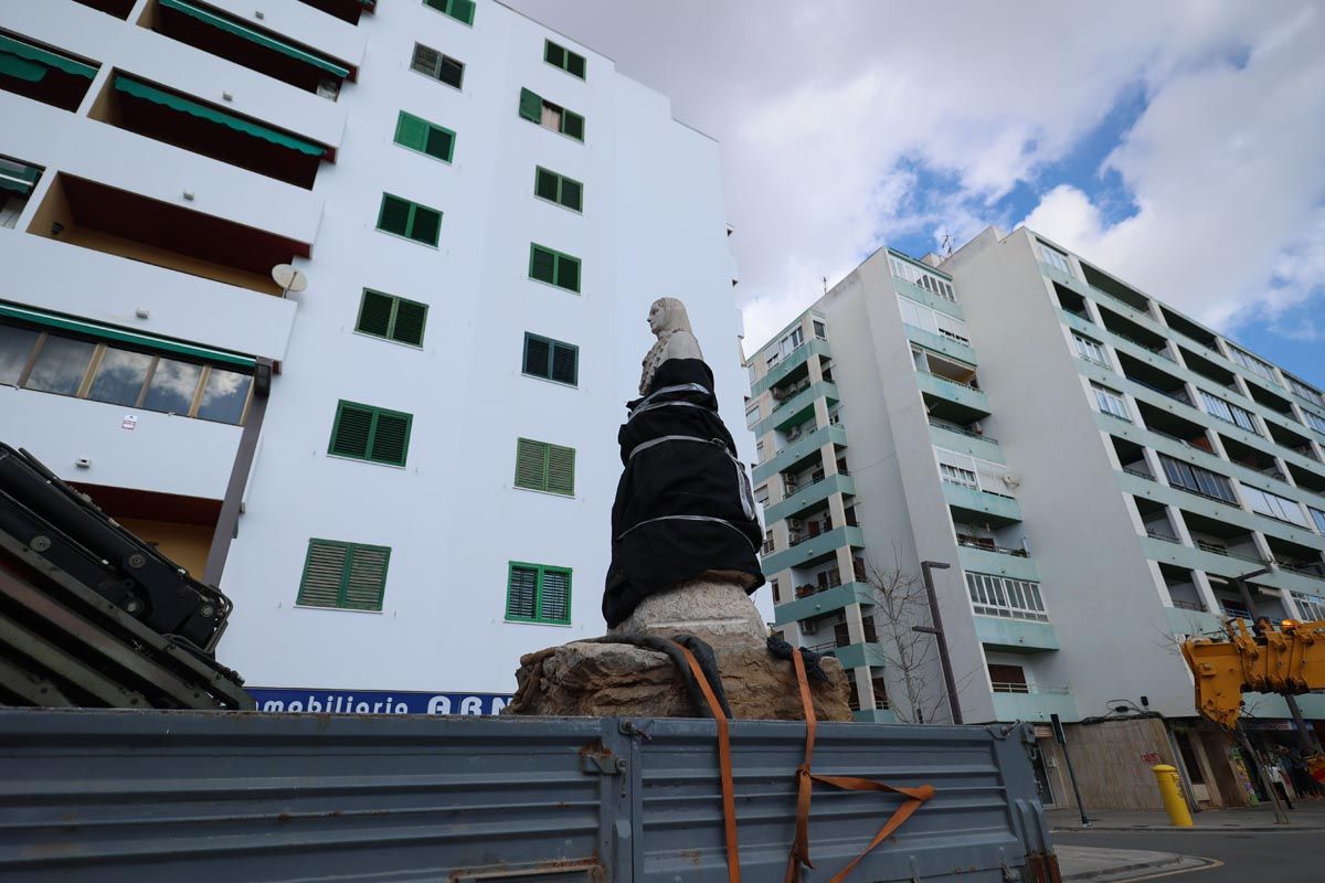 Galería: Todas las imagenes del traslado de la pagesa de Ibzia a su nueva ubicación