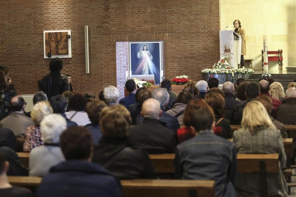 Funeral por el joven motorista ovetense fallecido en un accidente en Villaviciosa.