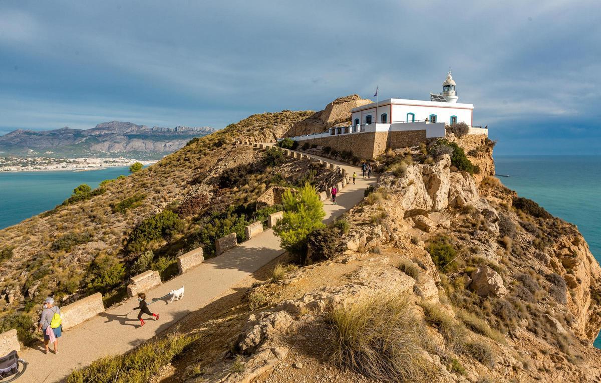 Destino Acuario: Faro del Albir.