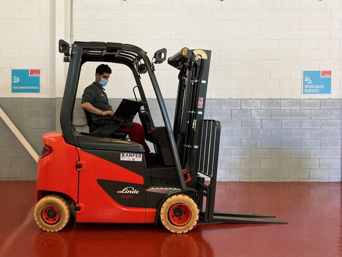 Una carretilla en las instalaciones de Sanfer.