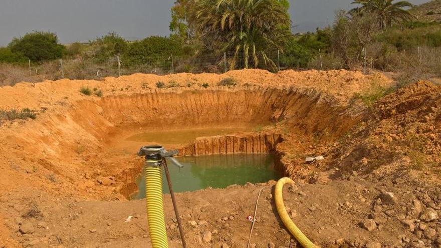 Ecologistas denuncian la extracción ilegal de agua en el Clot de Galvany