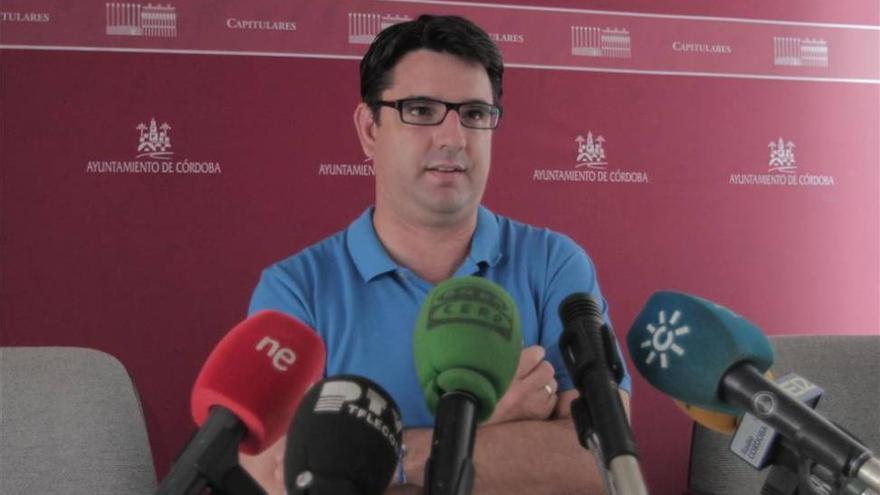 García pide a Nieto "que se centre" en hacer una oposición "limpia con los cordobeses"
