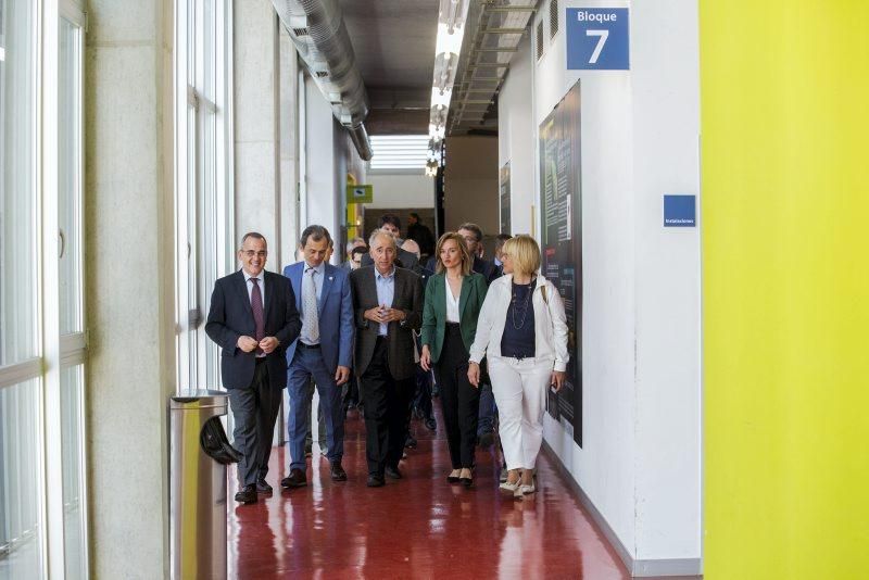 Duque visita el campus Río Ebro de la capital aragonesa