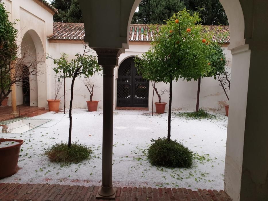 Vistas de la Alcazaba tras la granizada.