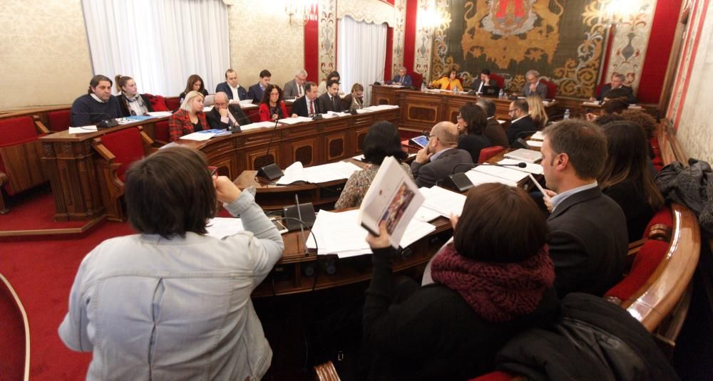 Pleno en el Ayuntamiento de Alicante