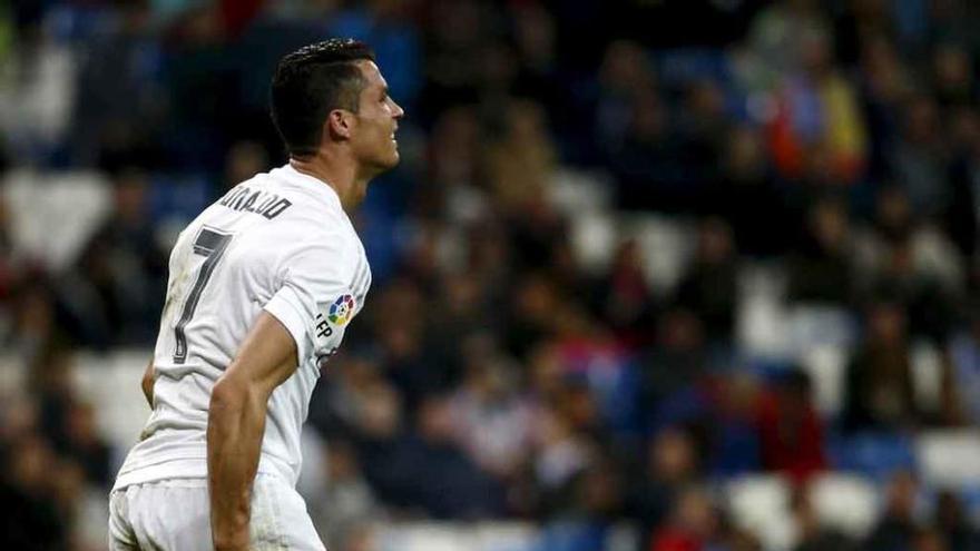 Cristiano se duele ante el Villarreal de la parte posterior del muslo.