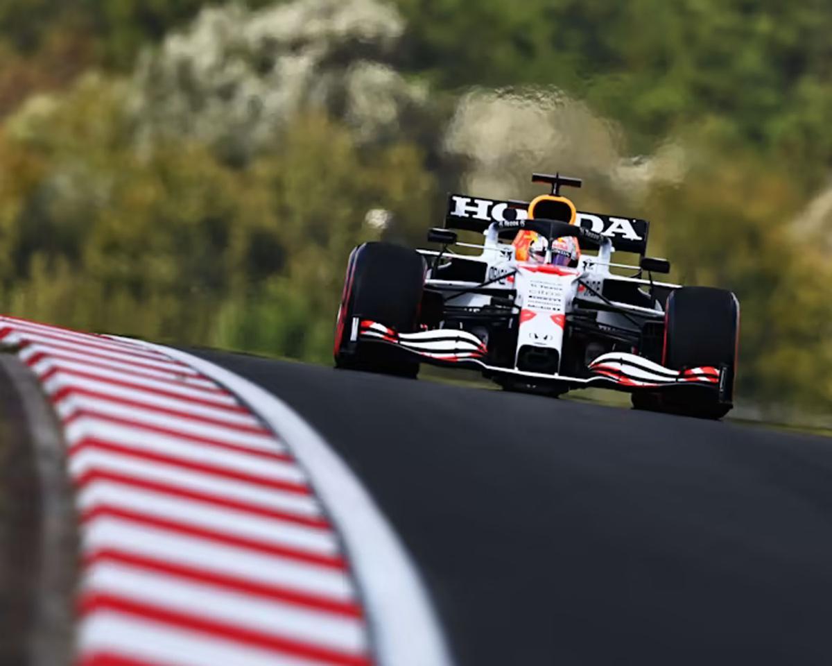 Max Vertstappen, en acción este viernes en Estambul