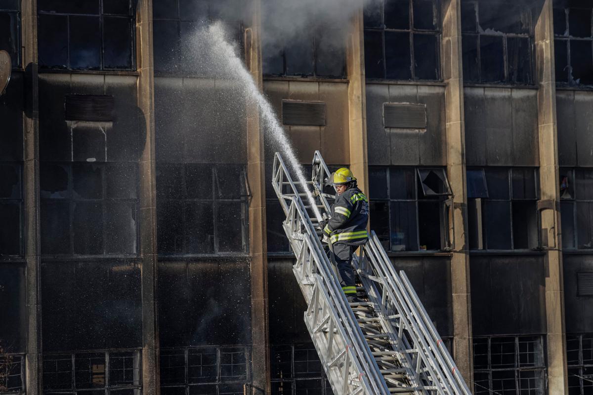 Incendio mortal en un edificio de Johannesburgo