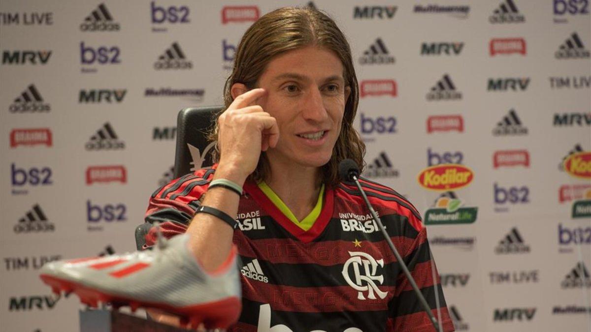 Filipe Luis firmó en el mes de julio su contrato con el Flamengo hasta el año 2021