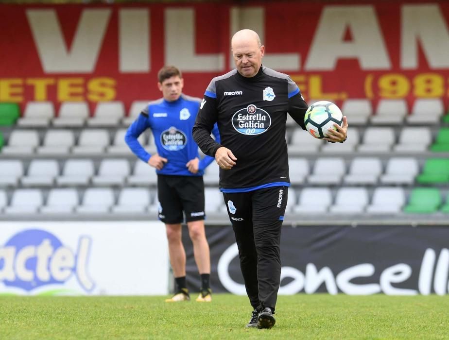 Pepe Mel programa una sesión exigente para insistir en aspectos tácticos.