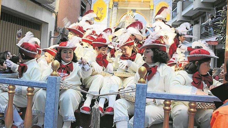 La Cabalgata pone el broche de oro del 50 aniversario de la Peña de los Magos