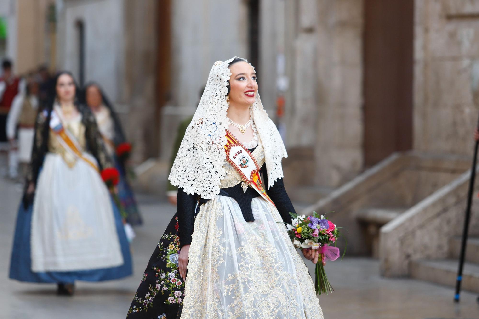 Búscate en el primer día de la Ofrenda en la calle San Vicente entre las 17:00 y las 18:00