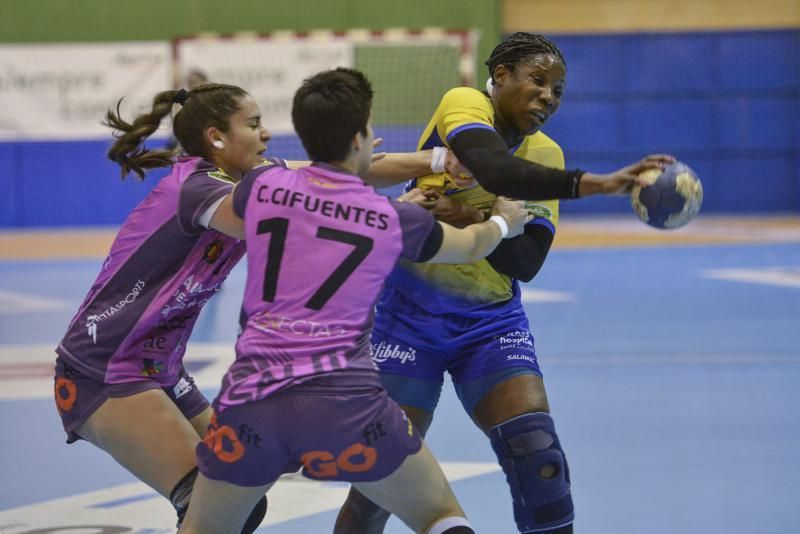 12/01/2019 LAS REMUDAS, TELDE. Balonmano Rocasa - Valladolid. FOTO: J. PÉREZ CURBELO  | 12/01/2019 | Fotógrafo: José Pérez Curbelo