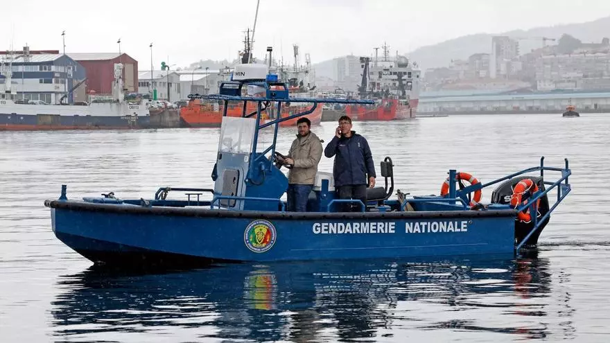 FARO se embarca en una patrullera con destino a Senegal fabricada en el área de Vigo