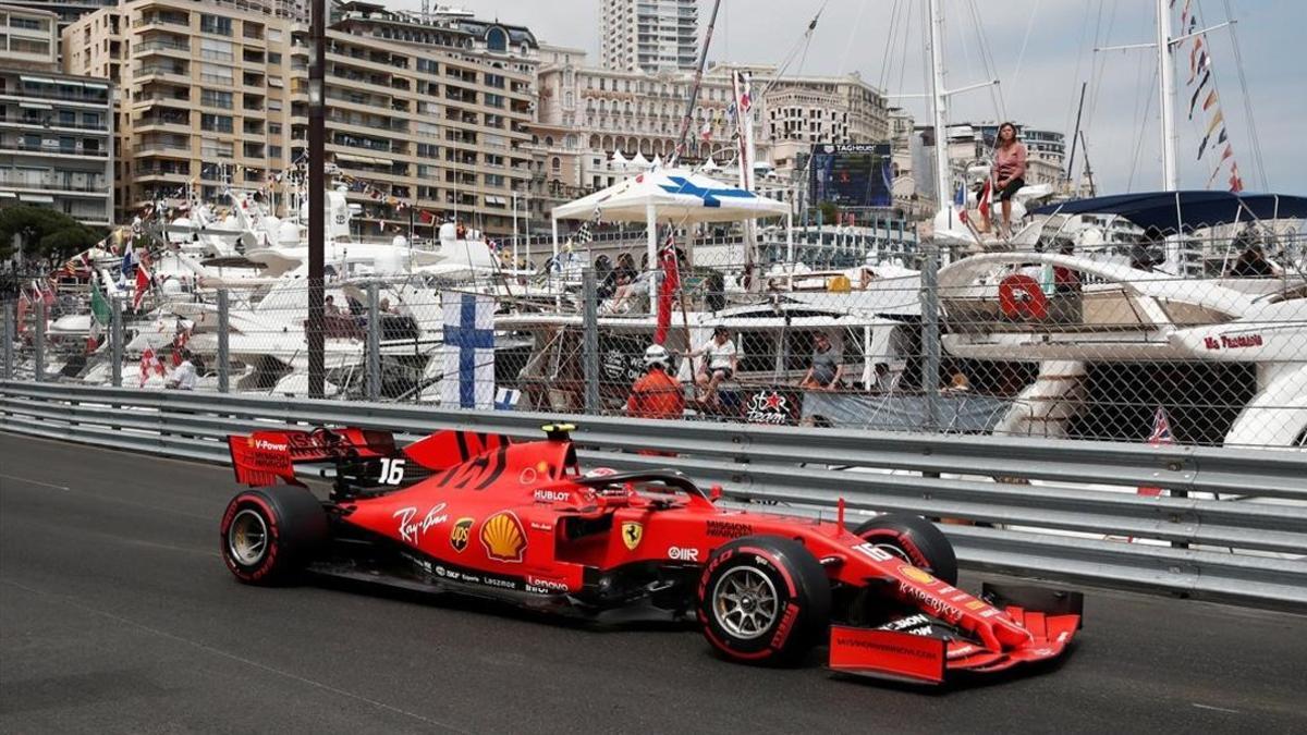 El monegasco Charles Leclerc (Ferrari) corre en casa y espera apretar a Mercedes.