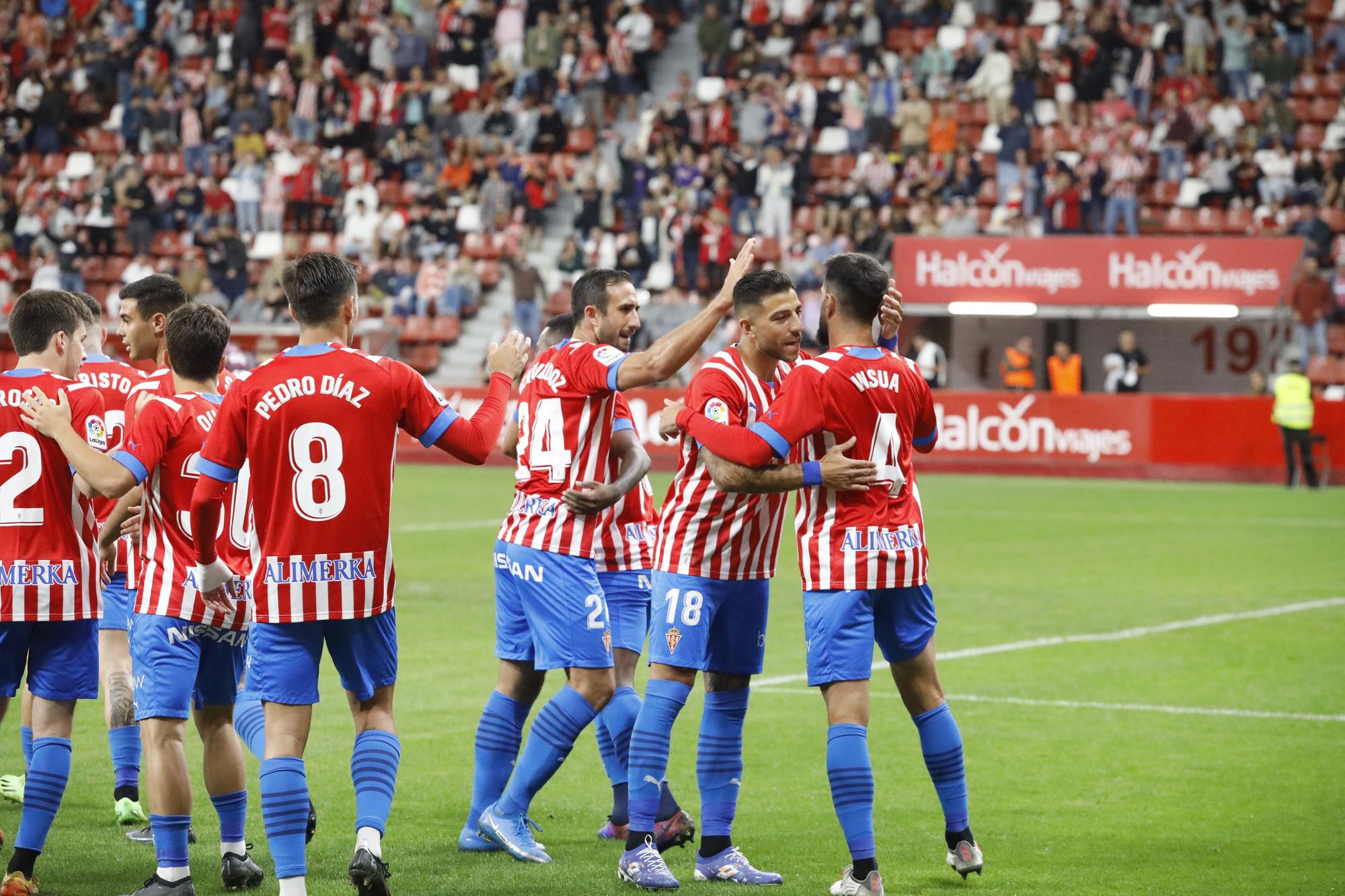 En imágenes: El Sporting consigue los tres puntos ante el Ibiza en un partido muy disputado