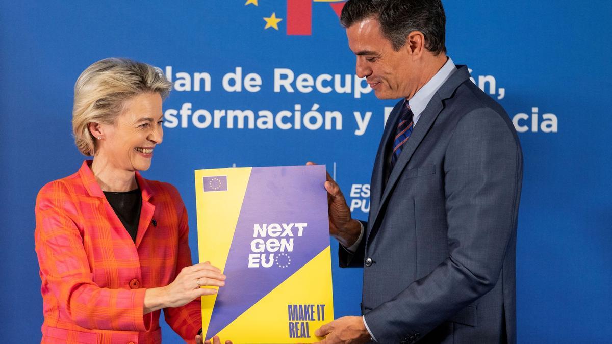 Ursula von der Leyen y Pedro Sánchez