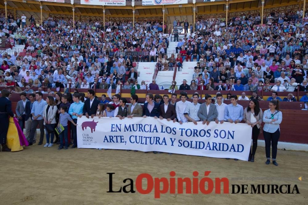 Ambiente en la plaza de toros