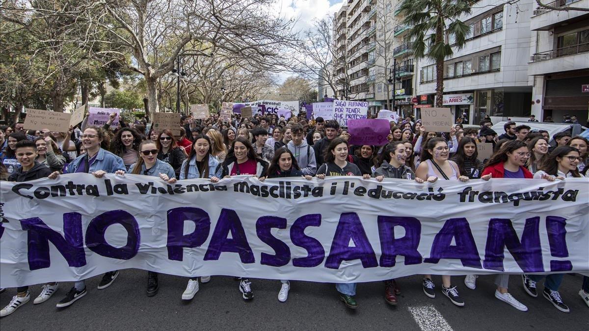 zentauroepp52656973 valencia 6 3 2020  sociedad  manifestaci n  estudiantes   fe200306215345