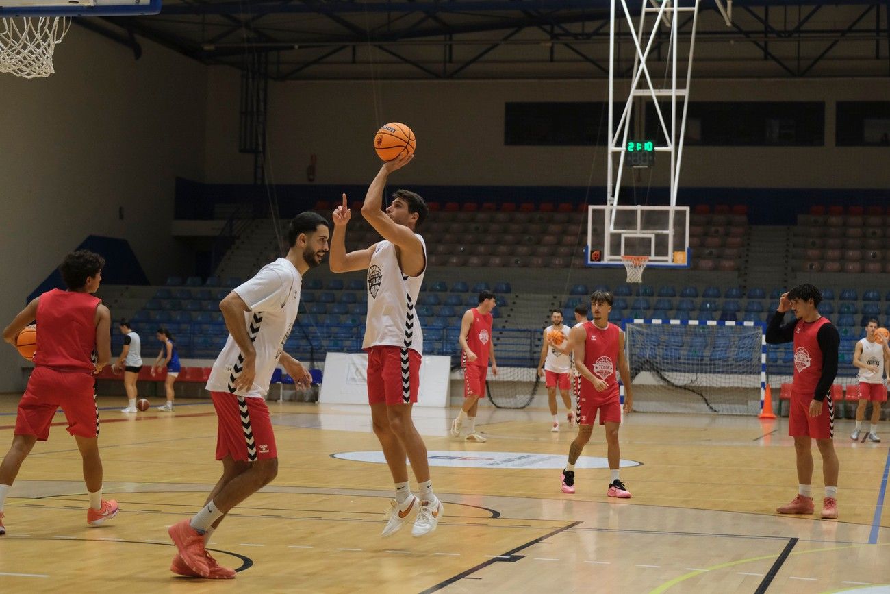 Entrenamiento del CB Telde