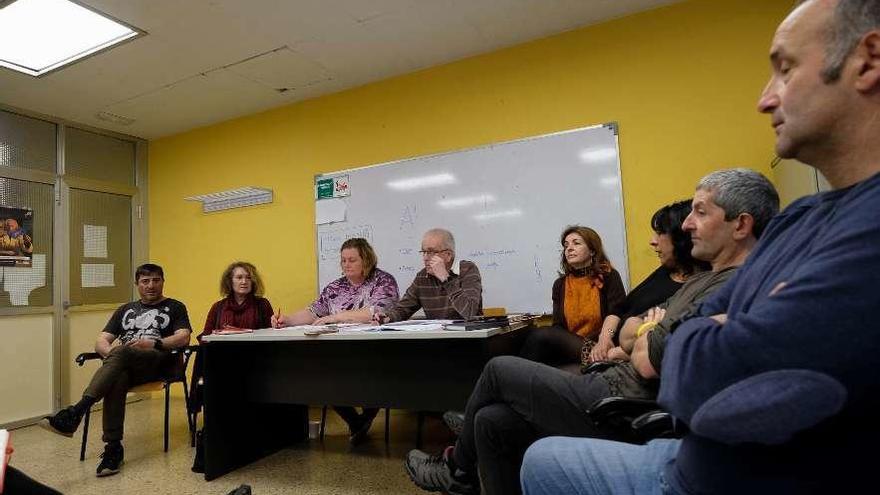 Los representantes sindicales, ayer, en la sede del comité.