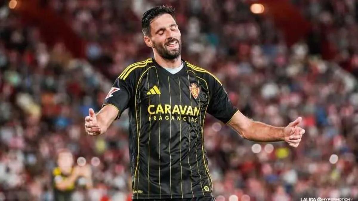 Kenan Kodro, durante un encuentro con el Real Zaragoza de esta temporada.