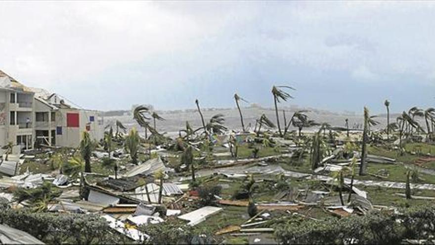 El huracán ‘Irma’ devasta zonas del Caribe en su avance hacia Florida