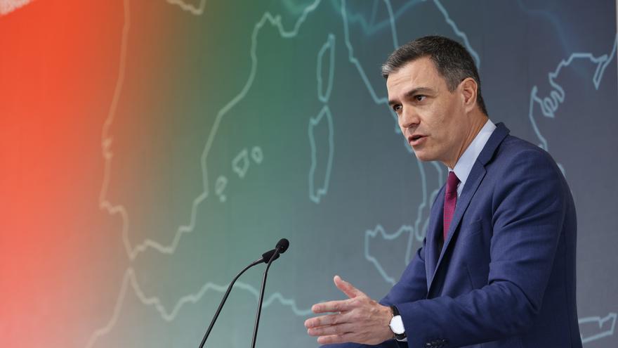 Sánchez califica como &quot;brillante&quot; el futuro del mercado laboral en España