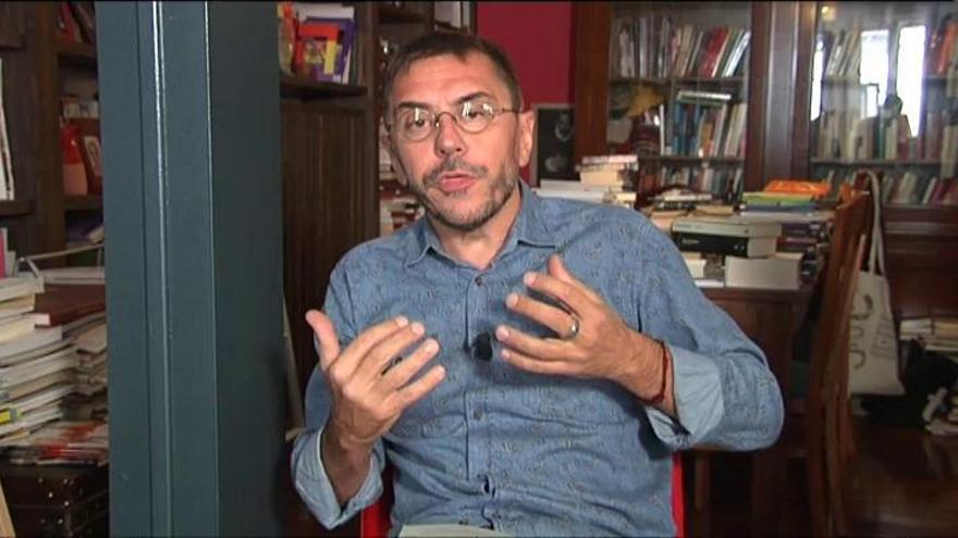 Monedero llama a Podemos a evitar "el compadreo" con "los partidos responsables de la corrupción"