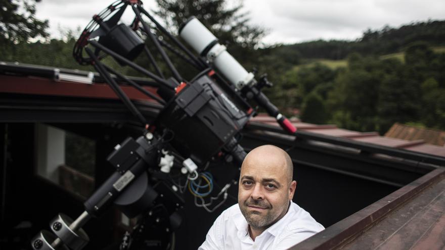 Ramón tiene un observatorio astronómico en Pillarno donde se ve que no somos nada