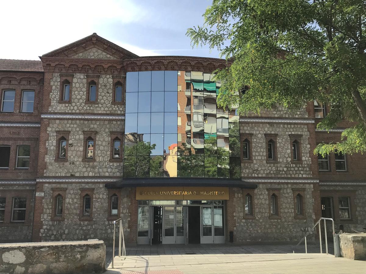 Escuela de Magisterio del Campus Viriato de Zamora USAL Universidad de Salamanca