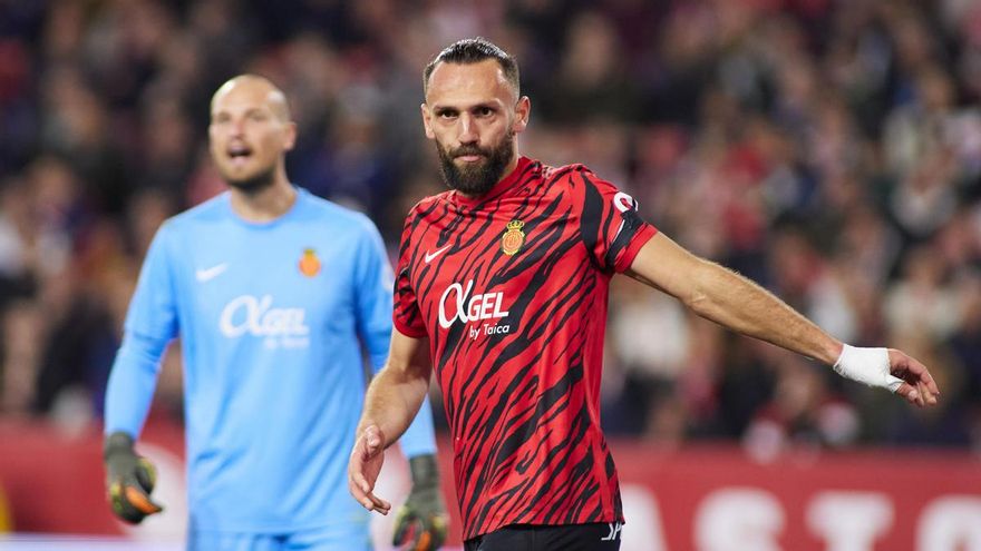 Real Mallorca: Muriqi se desespera lejos de Son Moix