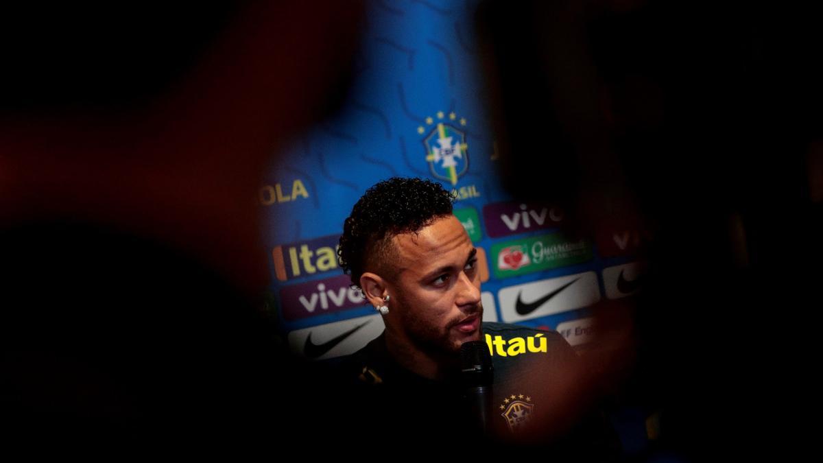 Neymar cuestiona las críticas recibidas tras pedir el voto para Bolsonaro