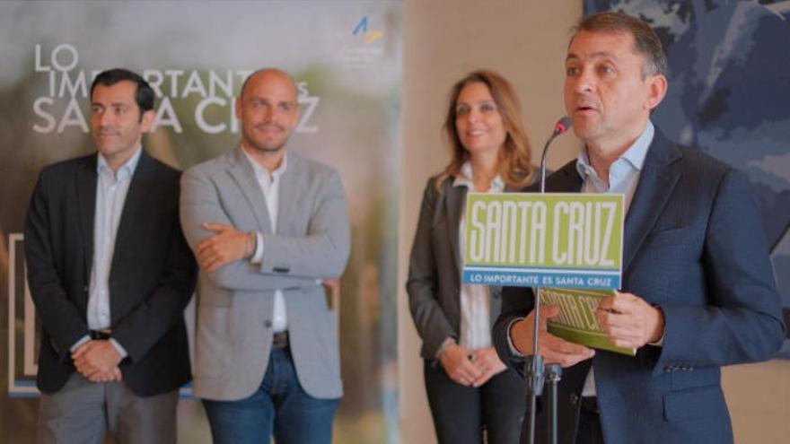 Bermúdez plantea bajar más los impuestos para seguir creando empleo.