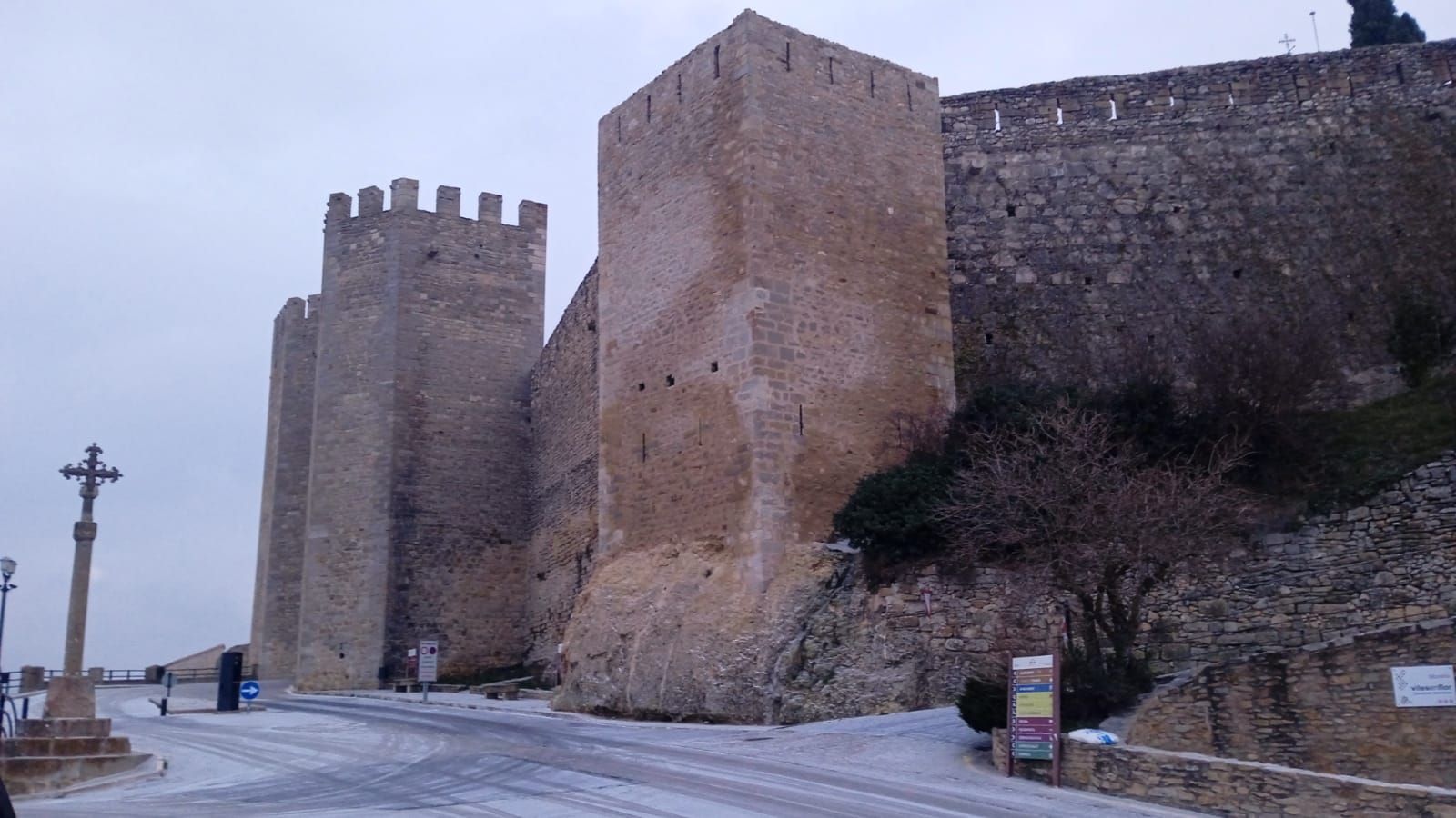 Nieva en Morella y deja bonitas estampas