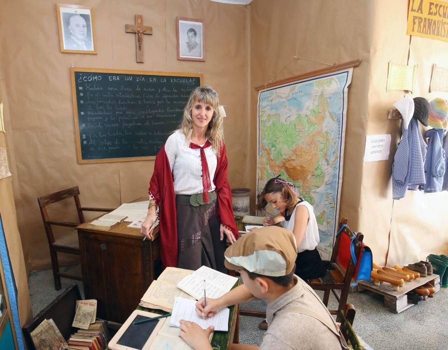 Recreación de una escuela franquista