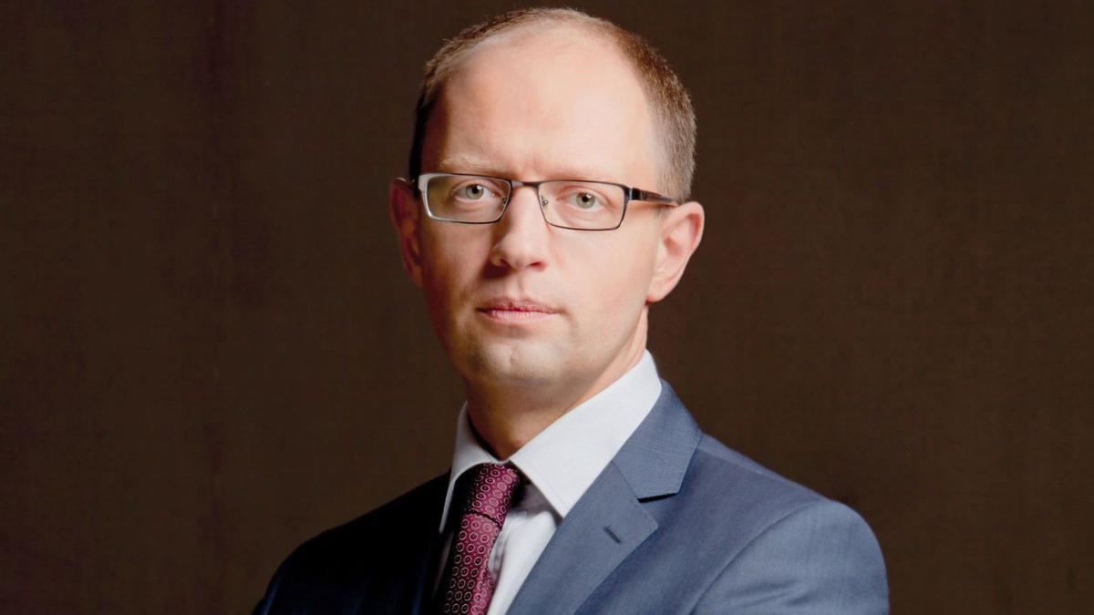 Arseni Iatseniuk, ex primer ministre d’Ucraïna. Arseni Iatseniuk, ex primer ministre d’Ucraïna.