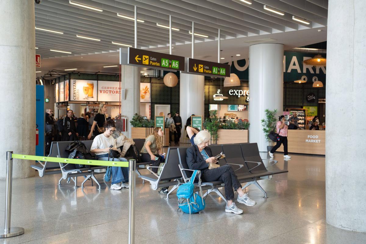 Interior del Aeropuerto de Sevilla