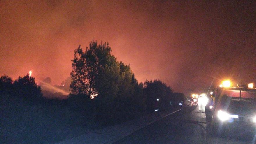 El incendio de Menorca ha sido provocado por unos niños jugando con petardos