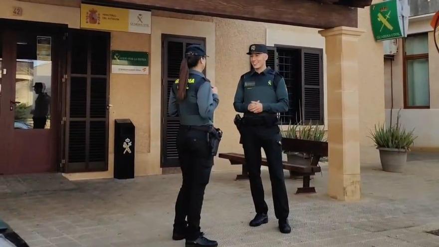 Agentes de la Guardia Civil de Santanyí.