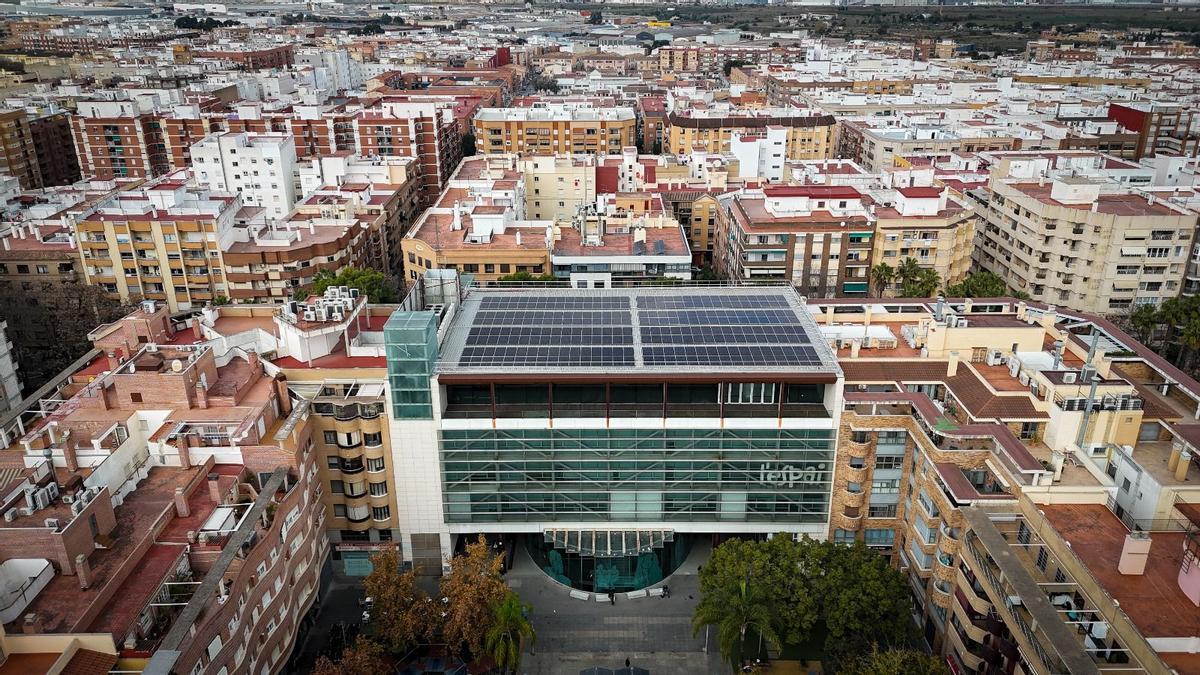Una de las plantas fotovoltaicas en Torrent.