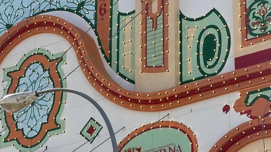 El mensaje de Eugenia Martínez de Irujo al ver la portada de la Feria de Abril dedicada a la duquesa de Alba