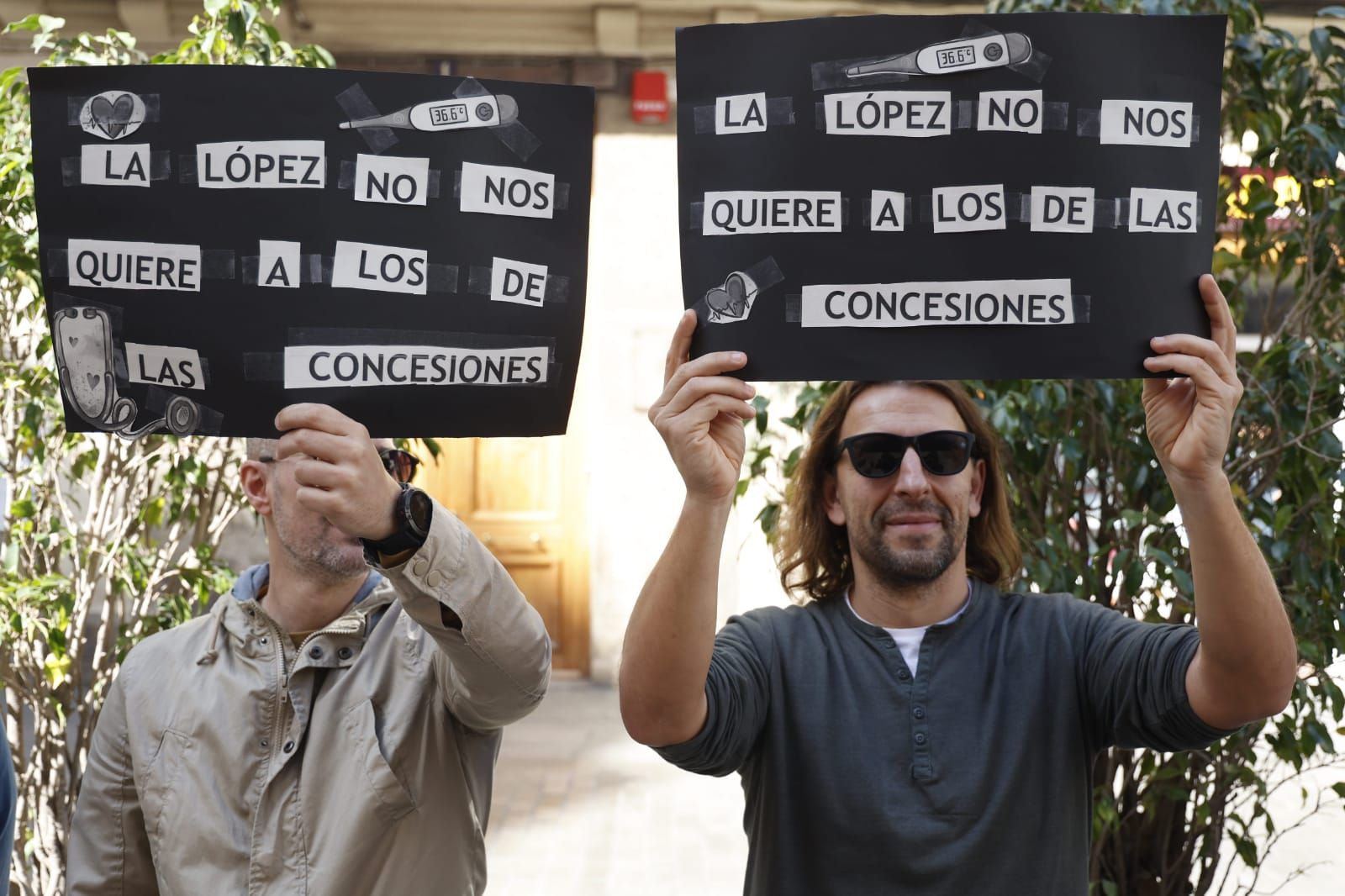 La sanidad de la Marina Alta protesta en València: "La plantilla es corta y se agrava la fuga de profesionales"