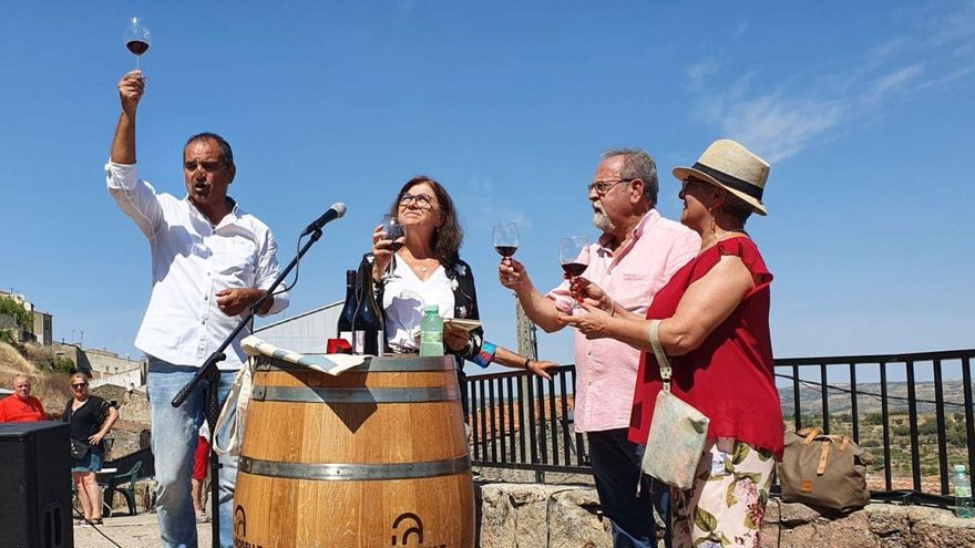 Lucía Méndez inaugura la Fiesta de la Vendimia de Fermoselle